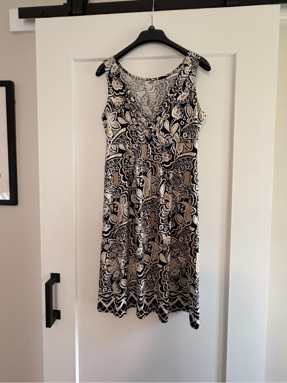 St. John's Bay Black & Beige Paisley V-Neck Mini Dress - Picture 2 of 4